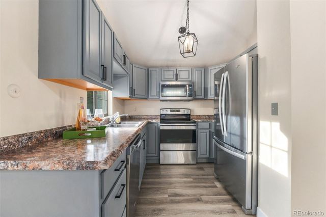 2975 S Revere Street, Aurora, CO 80014