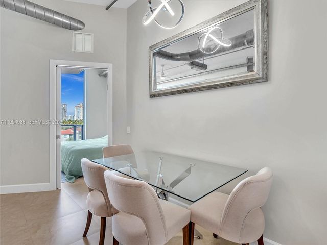 3029 NE 188th St 503, Aventura, FL 33180