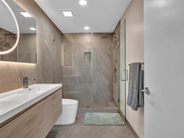 3029 NE 188th St 503, Aventura, FL 33180