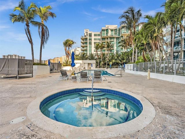 3029 NE 188th St 503, Aventura, FL 33180