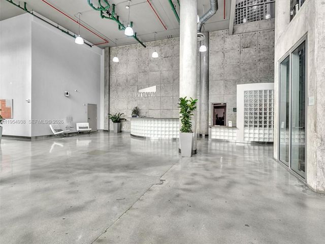 3029 NE 188th St 503, Aventura, FL 33180