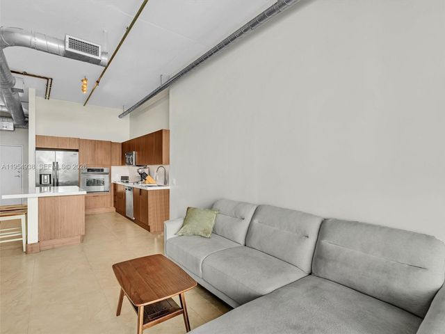 3029 NE 188th St 503, Aventura, FL 33180