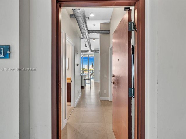 3029 NE 188th St 503, Aventura, FL 33180