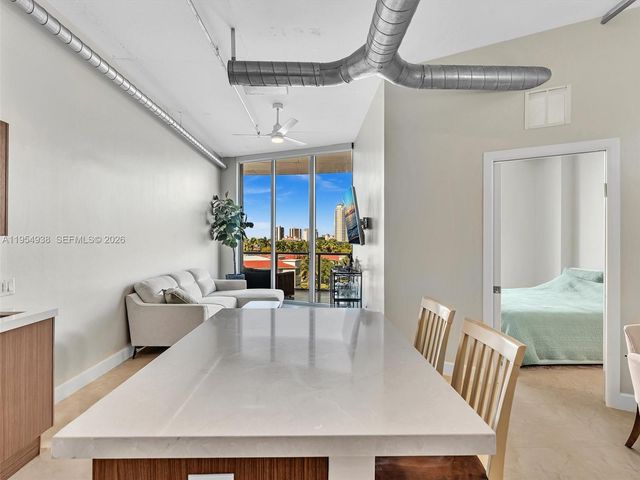 3029 NE 188th St 503, Aventura, FL 33180