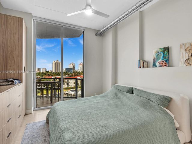 3029 NE 188th St 503, Aventura, FL 33180