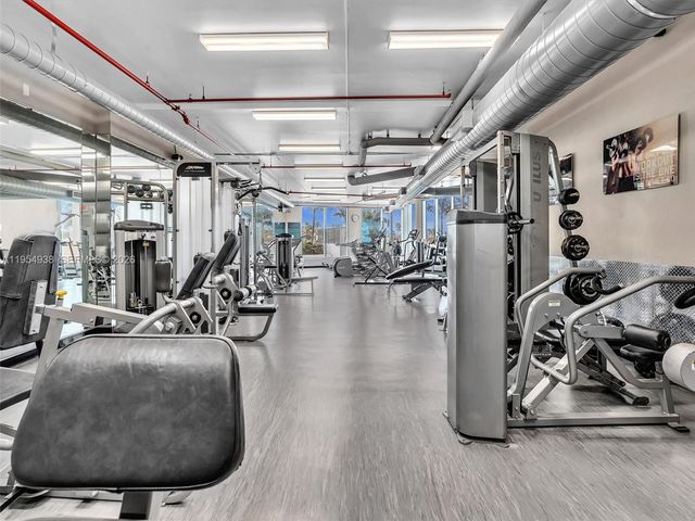 3029 NE 188th St 503, Aventura, FL 33180