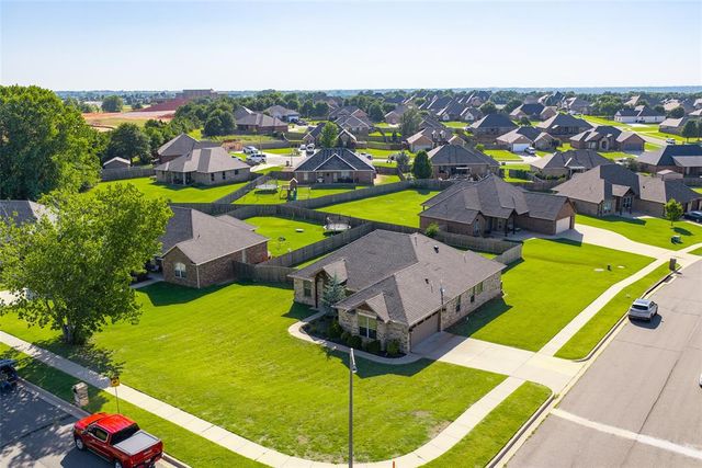 1799 Appaloosa Drive, Blanchard, OK 73010