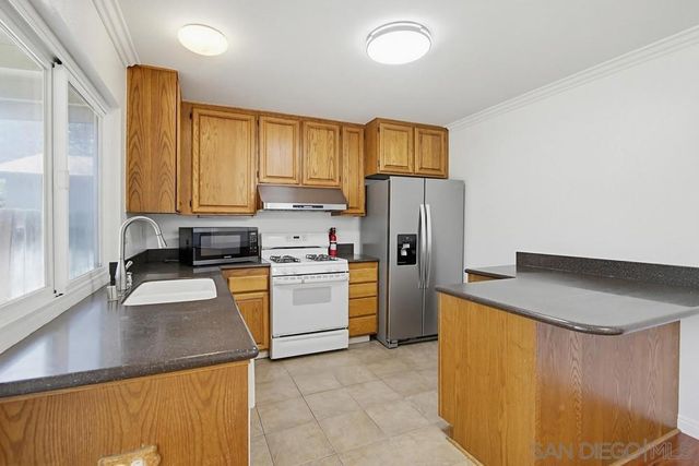 11344 Kelowna Rd., San Diego, CA 92126