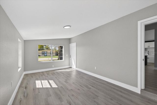 4503 W CLIFTON STREET, Tampa, FL 33614