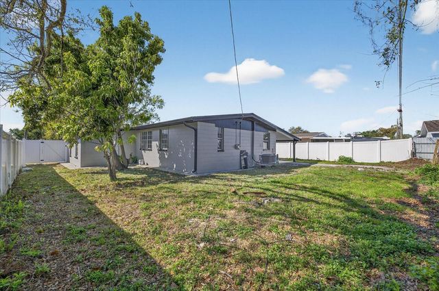 4503 W CLIFTON STREET, Tampa, FL 33614