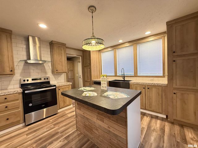 9049 Grassy Road, Marion, IL 62959