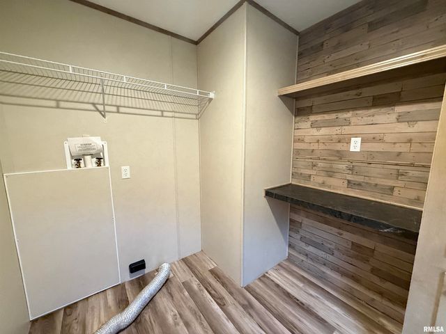 9049 Grassy Road, Marion, IL 62959