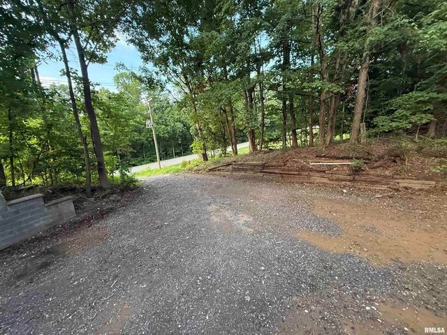 9049 Grassy Road, Marion, IL 62959