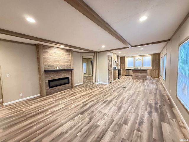 9049 Grassy Road, Marion, IL 62959