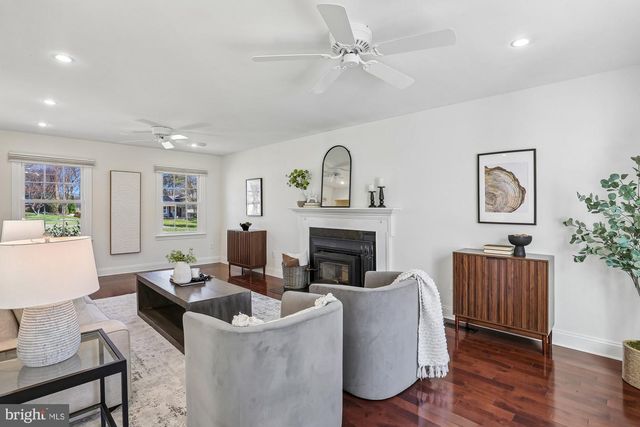 738 TIFFANY CT, Gaithersburg, MD 20878