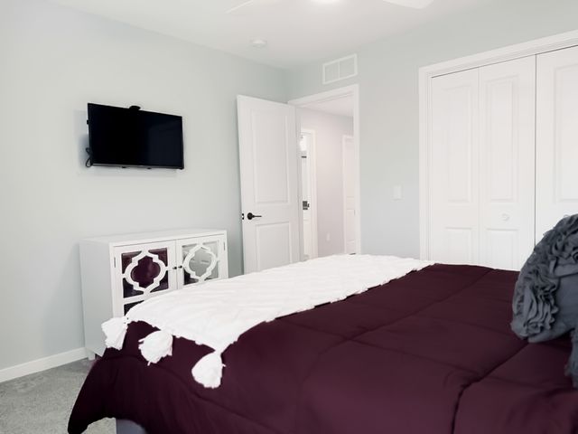 9110 Spring Crest Lane, West Des Moines, IA 50266