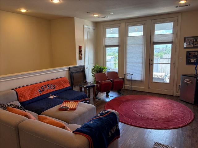 2533 Lamar Street, Houston, TX 77003