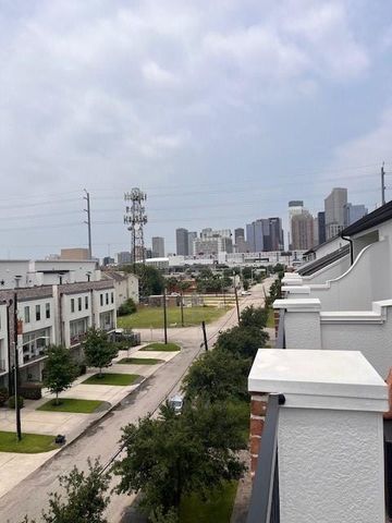 2533 Lamar Street, Houston, TX 77003