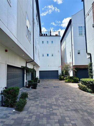 2533 Lamar Street, Houston, TX 77003