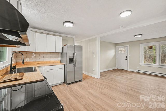 300 Lakewood Drive, Gastonia, NC 28056