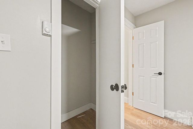 300 Lakewood Drive, Gastonia, NC 28056