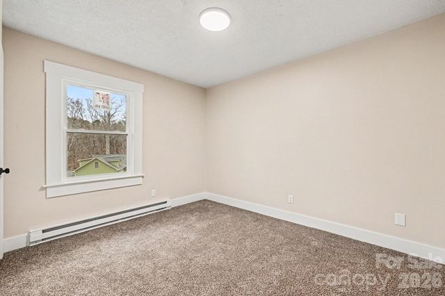 300 Lakewood Drive, Gastonia, NC 28056