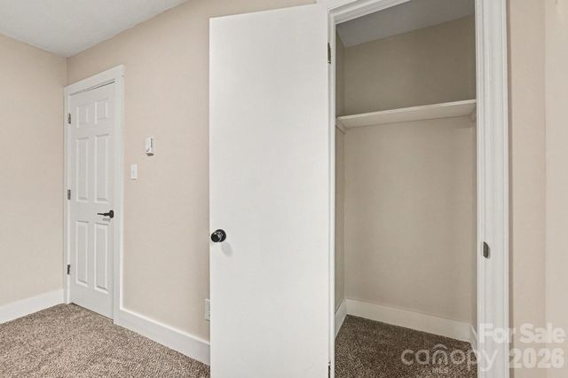 300 Lakewood Drive, Gastonia, NC 28056