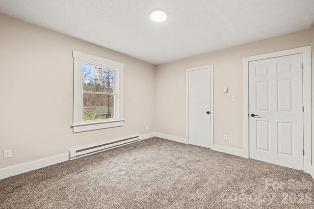 300 Lakewood Drive, Gastonia, NC 28056