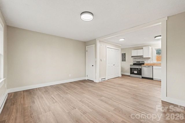 300 Lakewood Drive, Gastonia, NC 28056