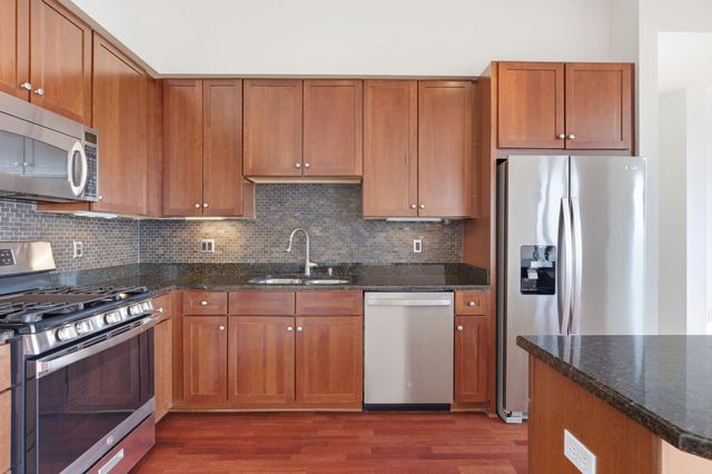 500 E Grant Street 2406, Minneapolis, MN 55404