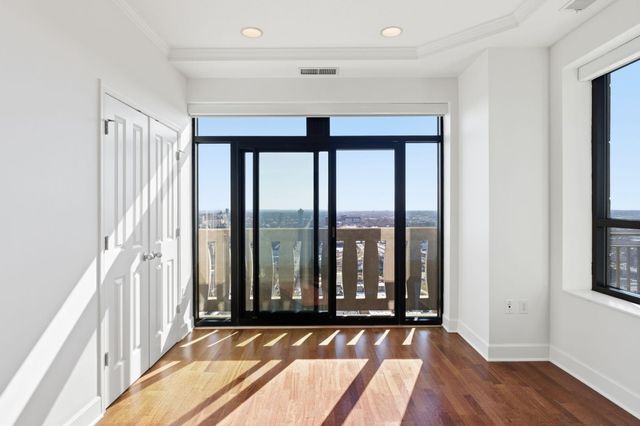 500 E Grant Street 2406, Minneapolis, MN 55404