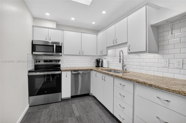 10125 S 42nd Ave S 151, Boynton Beach, FL 33436