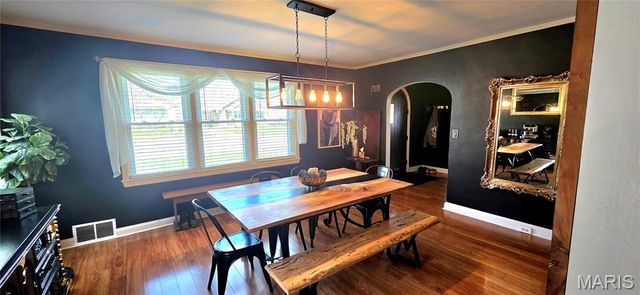 925 Lehmen Drive, Chester, IL 62233