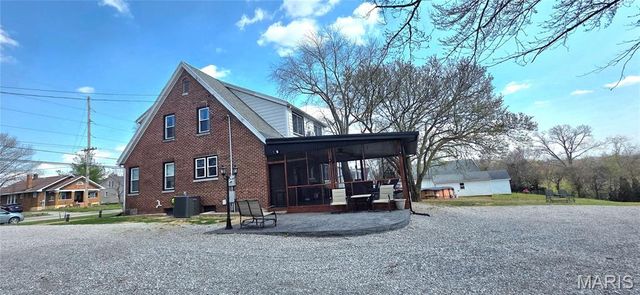 925 Lehmen Drive, Chester, IL 62233