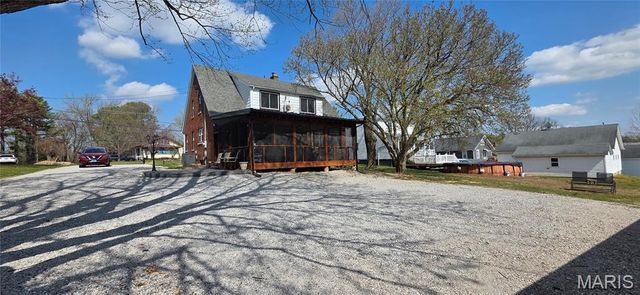 925 Lehmen Drive, Chester, IL 62233