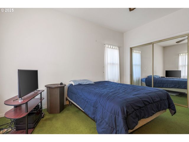 48025 Nw STROHMAYER Rd, Forest Grove, OR 97116