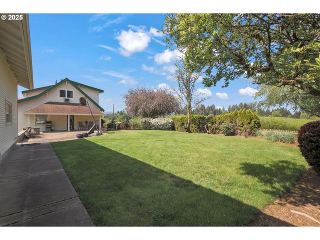48025 Nw STROHMAYER Rd, Forest Grove, OR 97116