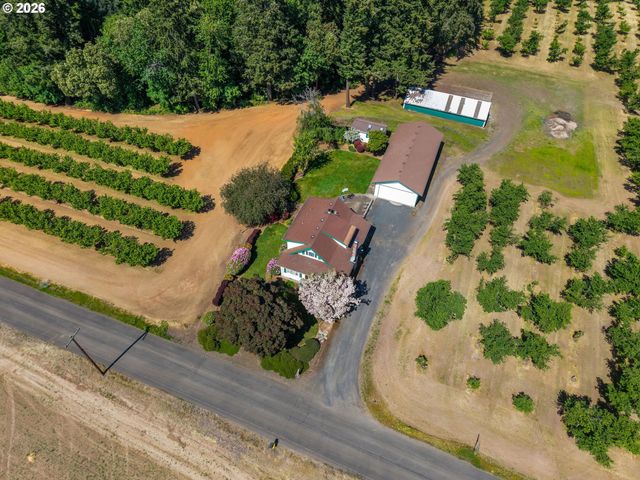 48025 Nw STROHMAYER Rd, Forest Grove, OR 97116