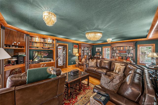 295 Salem Road, Pound Ridge, NY 10576