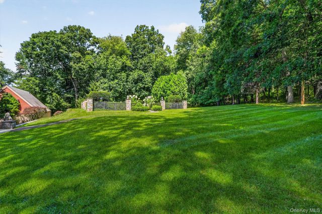 295 Salem Road, Pound Ridge, NY 10576