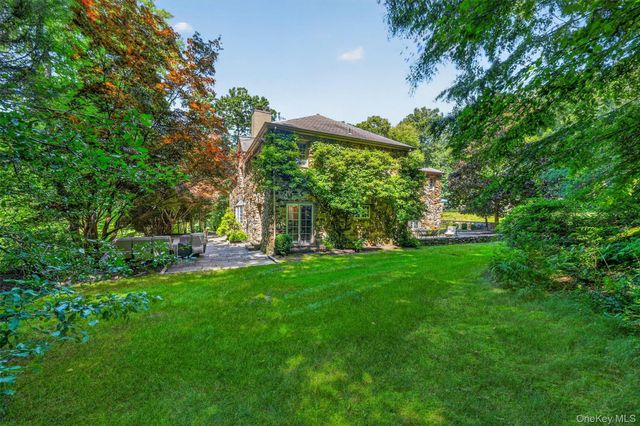 295 Salem Road, Pound Ridge, NY 10576