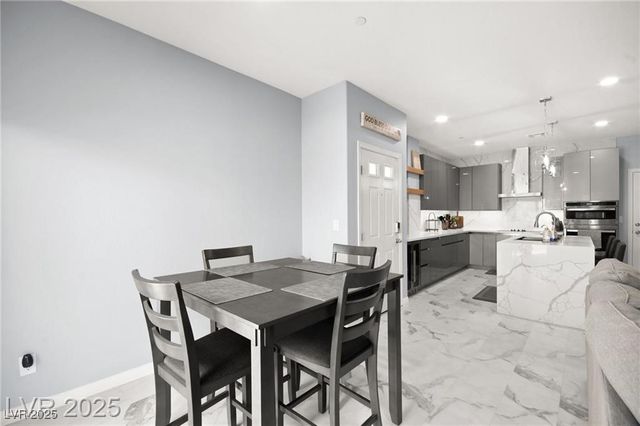 528 Thistleberry Avenue, Henderson, NV 89044