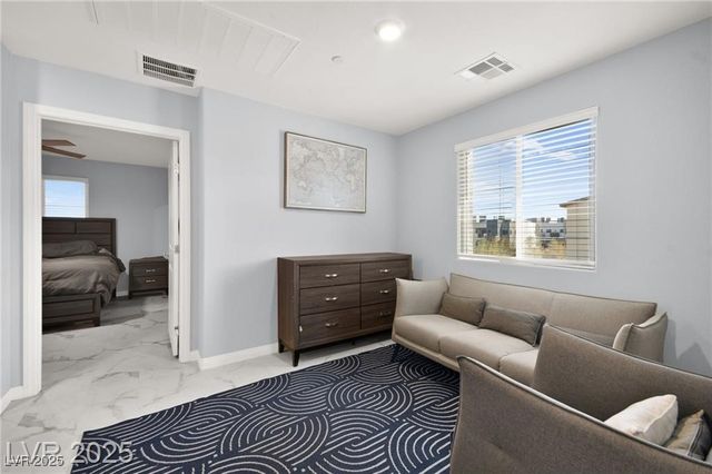 528 Thistleberry Avenue, Henderson, NV 89044