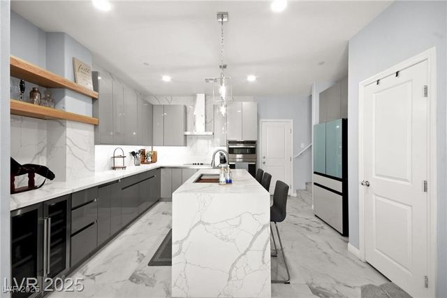 528 Thistleberry Avenue, Henderson, NV 89044