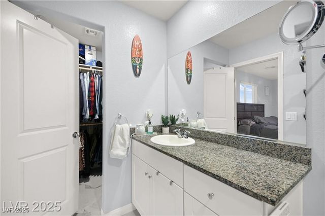 528 Thistleberry Avenue, Henderson, NV 89044