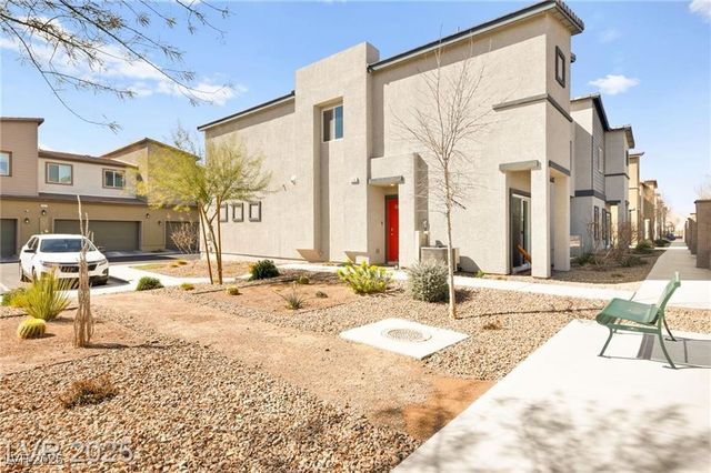 528 Thistleberry Avenue, Henderson, NV 89044