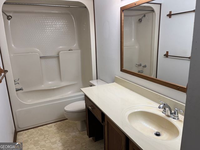 475 Davis Road SW, Cave Spring, GA 30124