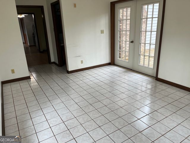 475 Davis Road SW, Cave Spring, GA 30124