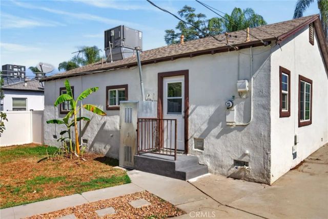 4330 Oakwood Place, Riverside, CA 92506