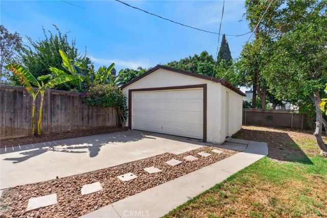 4330 Oakwood Place, Riverside, CA 92506